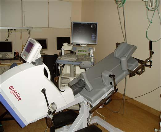 Ergo-ekko Sykkelbenk med pasienten i halvt sittende skråleie. BT- og EKGmonitorering. 20 W + 20 W hvert 2.