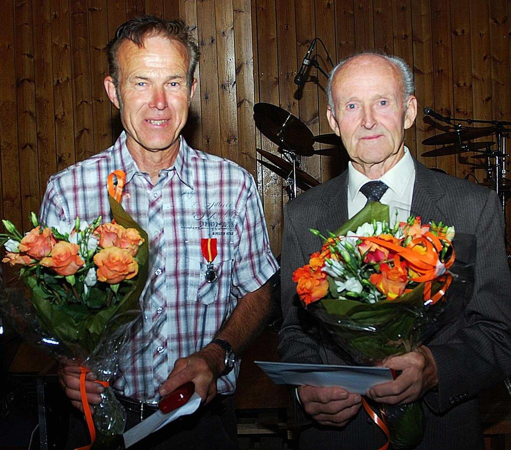 Odd Harald Robstad saman med Sigbjørn Kjetså i Otrahallen 21. august 2010 Odd Harald Robstad vaks opp på Syrtveit i Evje. På 1960-talet var han ein dugande friidrettsutøvar i Otra IL.