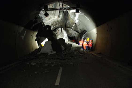 Erfaringer de senere årene har vist at vi trenger en gjennomgang av hvordan vi skal planlegge, bygge, drifte, vedlikeholde og