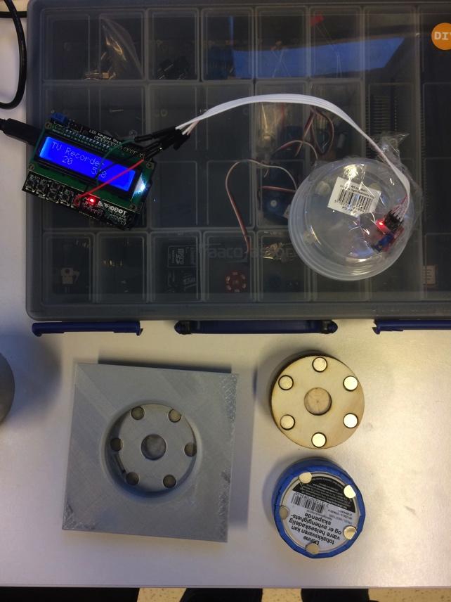 Implementation Test av Arduino m/ hall-sensor som føler at en magnet passerer, og