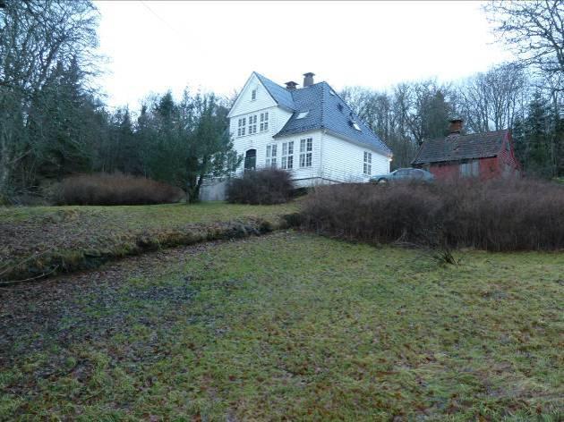 Hovedhuset på Lønningen, hovedfasade mot vest.