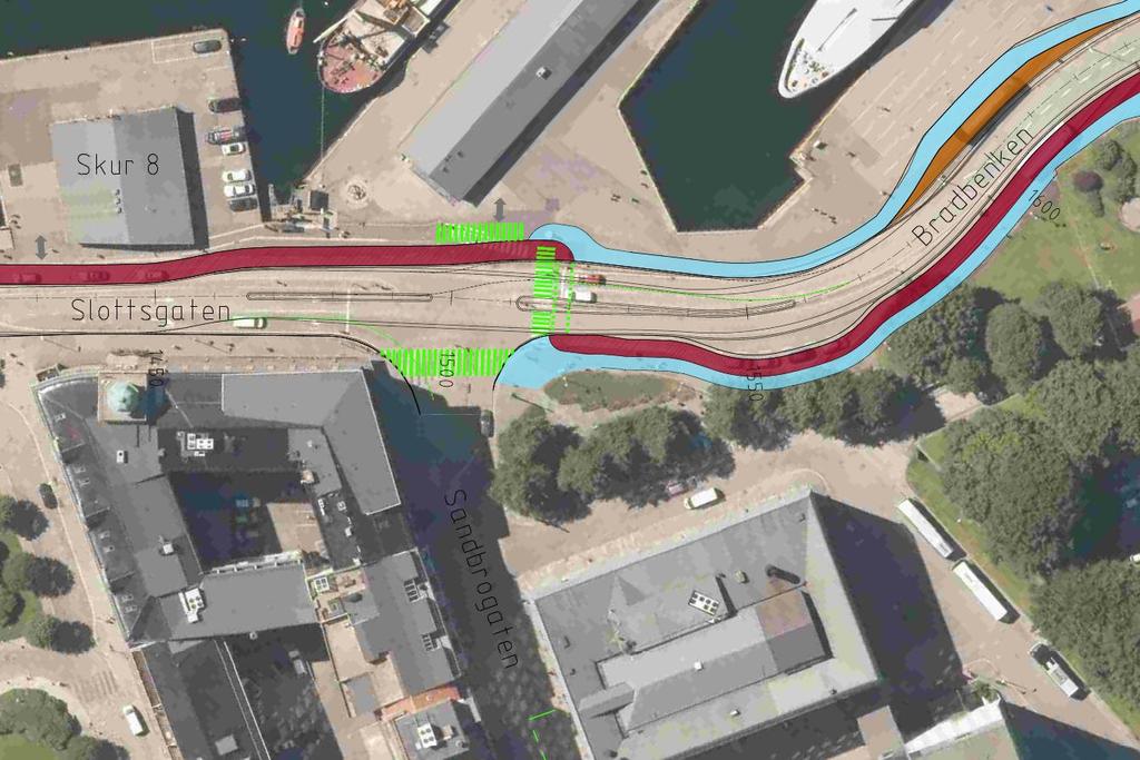 Figur 40; Oversiktsbilde foreslått løsning ved kryss til Sandbrogaten. Blå skravur viser fortau, rød er sykkel og brunt er bussholdeplass.