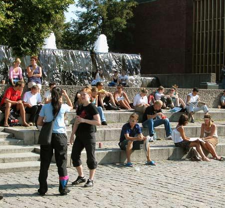 Den første uken kalles også fadderuken, for de som begynner på studieprogrammer som er tilknyttet fadderordningen.