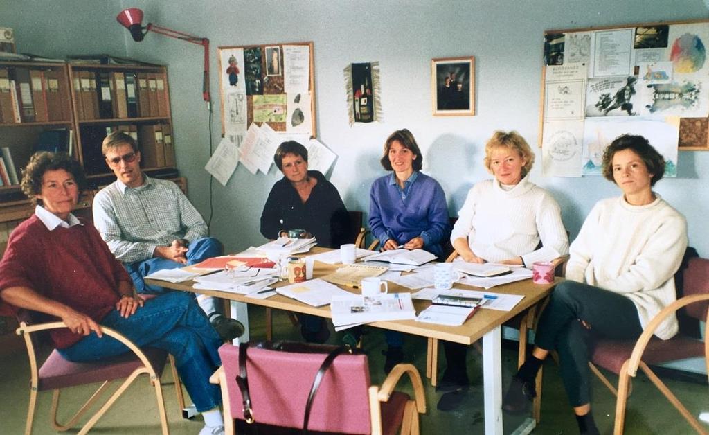 Vår 1992 Prosjektgruppen Prosjektgruppen ansettes: Svend Rand-Hendriksen Anne-Britt Sollie Lise Fjeldvik Terje Binder