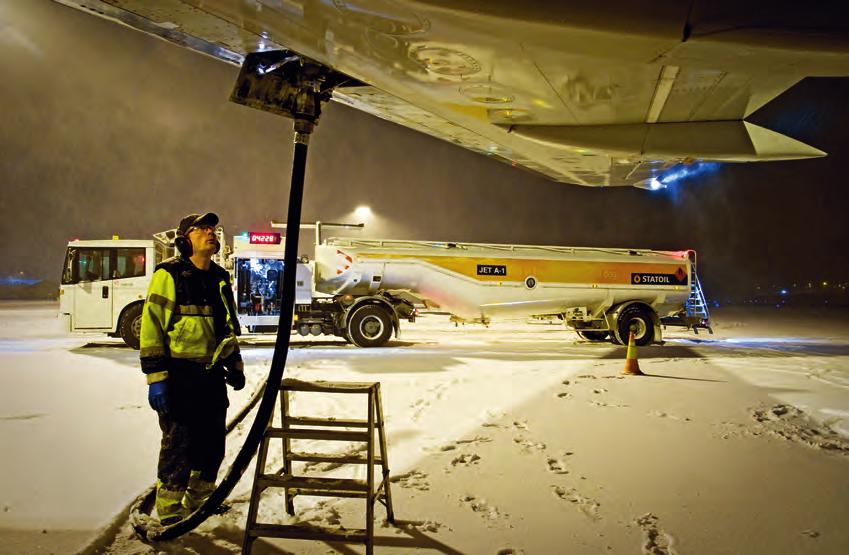 7 Transportkorridorer FOTO: GAUTE BRUVIK/AVINOR Luftfart Trafikkprognosene fra TØI viser 5,5 mill. årspassasjerer ved Stavanger lufthavn, Sola i 2020.