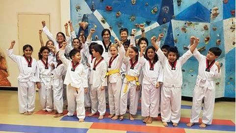Thailand, hvor hun blant annet var med å holdt barnetreninger på Bangkok Taekwondo School. Bilde fra treningen på Bangkok Taekwondo School 21.