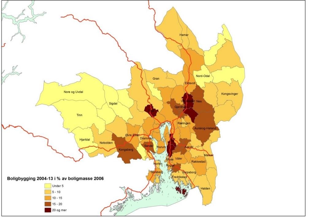 dette skyldes ulike forhold som; 1) områdene som ikke har knapphet på areal ligger nå lenger fra Oslo enn i 2004; 2) reisetiden inn til Oslo har steget, steget for samme kilometeravstand til Oslo, og