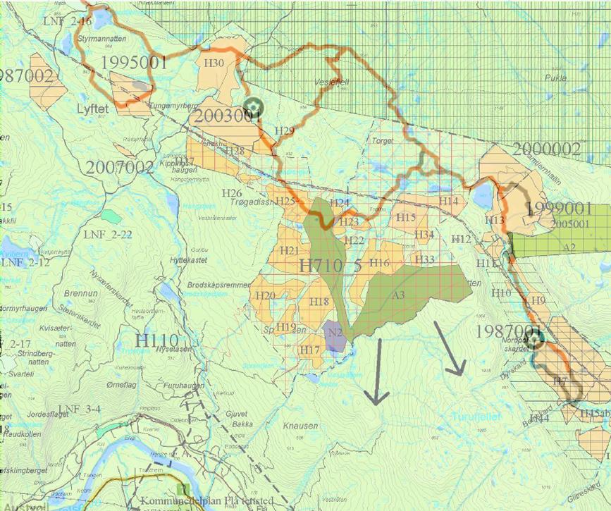 Illustrasjonen viser hvor den eksisterende skiløypetrasèen som går igjennom planområdet. Kulturhistorie På www.kulturminnesok.no finner vi noen registrerte kulturminner.