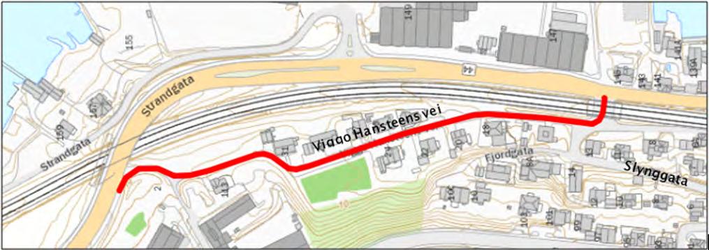 Det eksisterer en gruset gangsti på deler av denne strekningen. Denne foreslås utvidet og lagt om slik at dette blir en attraktiv forbindelse for gående.