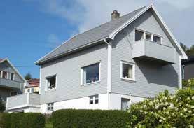 Huset, som har beholdt sitt opprinnelige utseende, har planløsning etter midtpipe-prinsippet. Gabriel Lundsgt. 27 ble oppført for Farsund kommune i 1948. Arkitekt var Chr. A. Christiansen, Kristiansand.