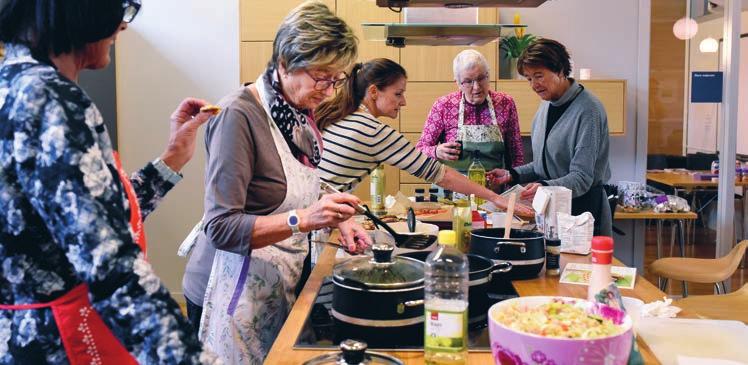 MATLAGING OG KOSTHOLD Alle kurs og ernæringstilbud er gratis, og åpent for pasienter og pårørende. Kurs Dag Tidspunkt Sted og påmelding Samtale med klinisk ernæringsfysiolog.