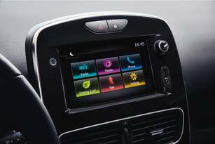 Praktisk nettilgang underveis Nye Renault Clio fås med to komplette multimediesystemer tilpasset dine behov.