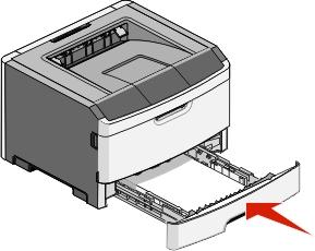 Legge i papir og spesialmedia 32 7 Sett inn skuffen. 8 Hvis du legger en annen type papir i skuffen enn den som lå der sist, må du endre Papirtype-innstillingen fra skriverens kontrollpanel.