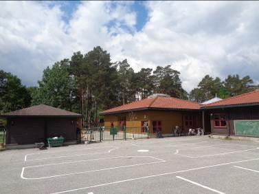 Presentasjon av barnehagen Barnehagens samfunnsmandat er å tilby barn under opplæringspliktig alder et omsorgs- og læringsmiljø som er til barns beste.