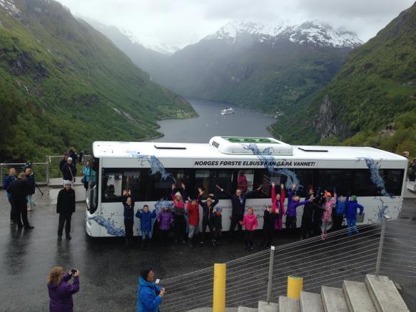 støtte Bilde 3: Elbilrally i Geiranger 2015.