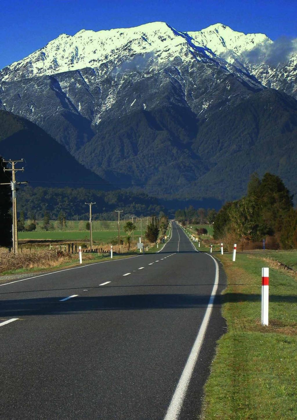 New Zealand New Zealand er kjent for Mauri-kultur, imøtekommende og sosiale mennesker, nydelige strender og høye fjell.