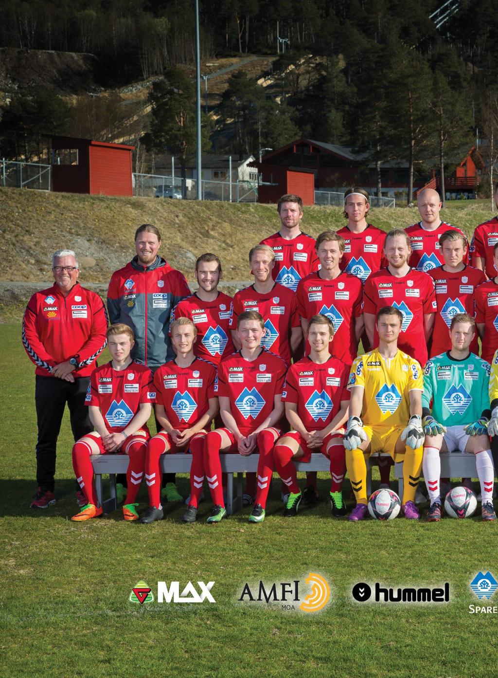 Spillere for Spjelkavik 2017 sesongen 1 Odd Einar Hatløy Keeper 2 Christian Gjerde Forsvar 3 Ole André Ringstad Forsvar 4 Sondre Skulstad Forsvar 5 Magnus Rødseth Forsvar 6 Sondre Hole Midtbane 7