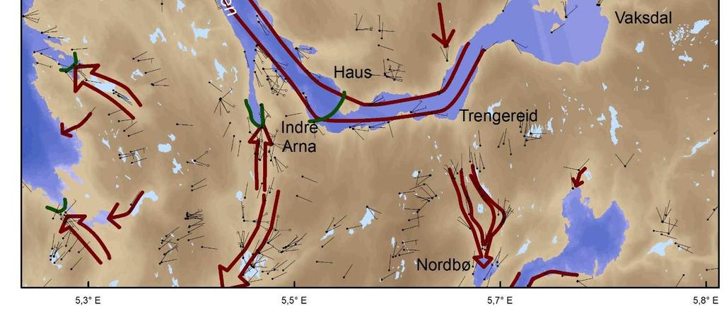 stripene følger fjorden.