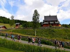 " Valdres hadde minst 22 kirker i middelalderen.