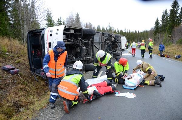 TIB kvitterte ikke på deres TIB-nr., men på 063-108180, som går til Serviceorganisasjonen hos SOS Alarm. POSOM: Fungerte i henhold til plan.