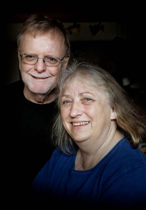 INTERVJUET KLAUS HAGERUP OG BIBBI BØRRESEN - Familie handler ikke om biologi, men om kjærlighet Klaus Hagerup og Bibbi Børresen har vært faddere i over 30 år.
