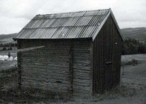 GAMLE HUS DA OG NÅ Stabburet på Østre Nagelhus (1736-006-016) var ennå i tilnærmet