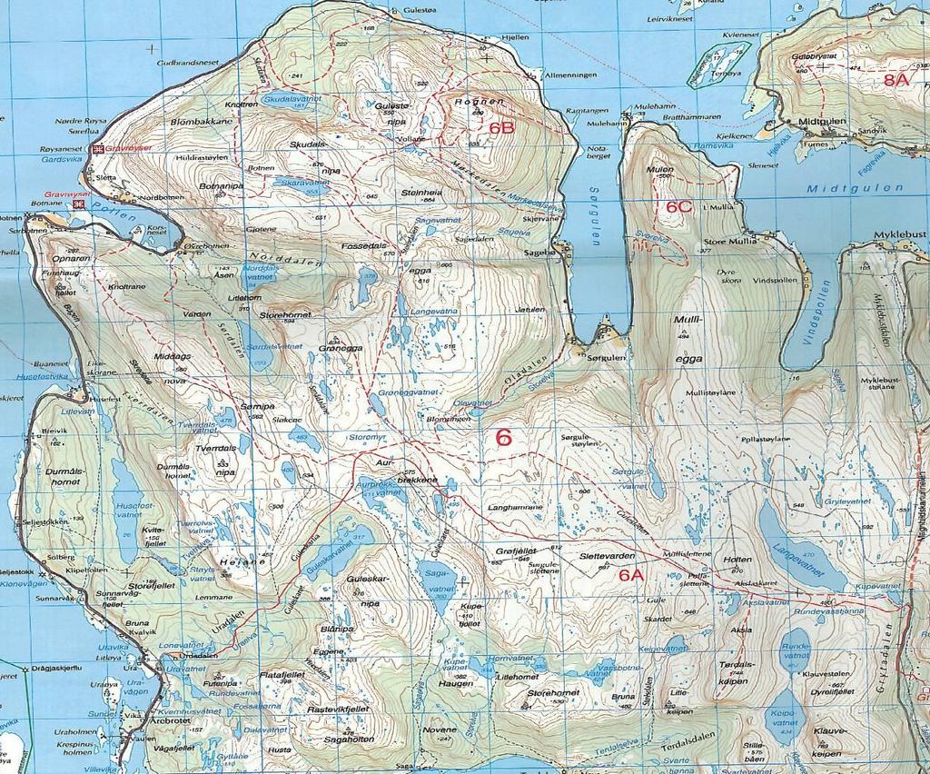 Bremanger kommune har nylig utgitt et turkart og en turbok (Bremanger kommune, 2011). Denne er rettet både mot norske og internasjonale brukere. Kommunen er inndelt i 10 soner.