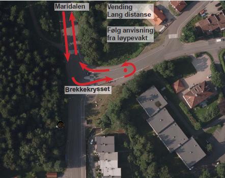 Husk at veien ikke er stengt for annen trafikk og vanlige trafikkregler gjelder! Brudd på disse og råkjøring kan føre til tid i straffeboks eller diskvalifikasjon.