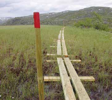 78 Hvordan plassere merkene Når stier legges om/legges ned 79 Merkene settes i øyehøyde, ca. 1,8 m over stien.