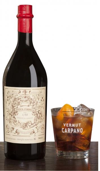 VERMOUTH ANTICA FORMULA 37,5 CL Verdens første Vermut med 200 års historie - Super Premium laget på hemmelig oppskrift og håndlaget flaske - Mer enn 20 ulike krydder Vermouth - Italia Produsent: