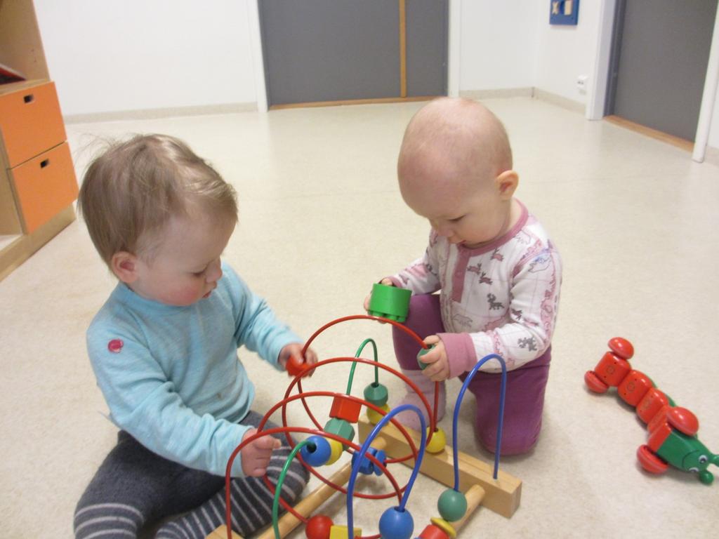 Åpen barnehage Maurtua Barnehageåret 2017-2018 er det åpen barnehage her i Asmaløy barnehage. Dette er et barnehagetilbud til barn i alderen 0 5 år.