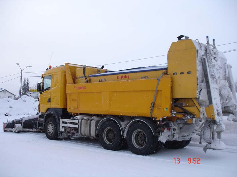 Instrumentering av strø- og brøytebilen Automatisk dataoppsamling og