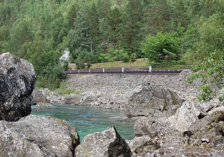 Standarden på tilretteleggingen bør skje etter en vurdering av sårbarheten på naturmiljøet til området.