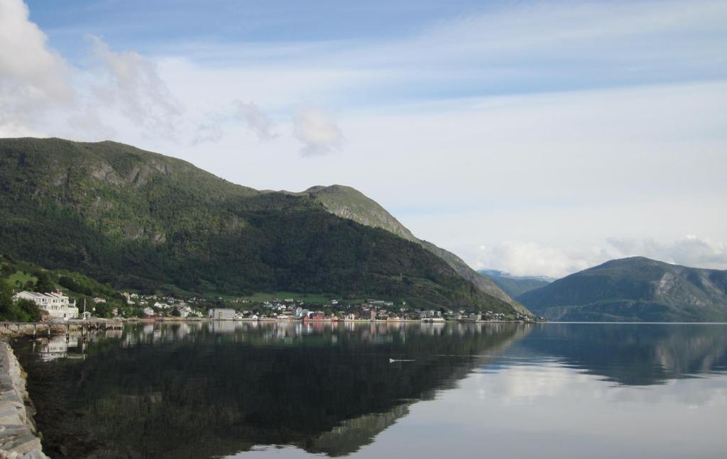 Sognefjorden, Hermansverk utsyn mot søraust MESO KVALITETAR/VILKÅR: NATUR, KULTUR OG HISTORIE.