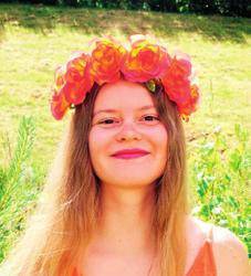 Miljøengasjement - hvorfor trenger vi det? Lina Westermann er snart 20 år og fra Krøderen. (Hun er også tilfeldigvis min datter).
