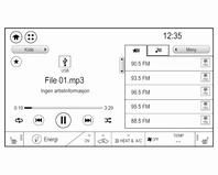 Les dette Hvis du ønsker at en USB-enhet skal starte avspilling umiddelbart etter tilkobling, må du sørge for at Åpne USB-innhold automatisk er aktivert i Innstillinger-menyen.