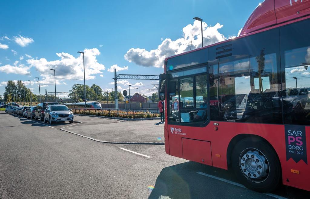 NSB + Østfold kollektivtrafikk = SANT Appen kan du laste ned her https://www.nsb.