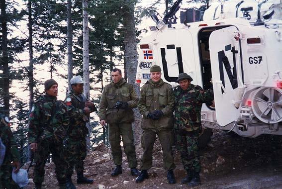Disse FNsoldatene ble tatt til fange av serbiske styrker og brukt som menneskelige skjold. Dette var bakteppe for den avdelingen jeg skulle tjenestegjøre i de neste årene.