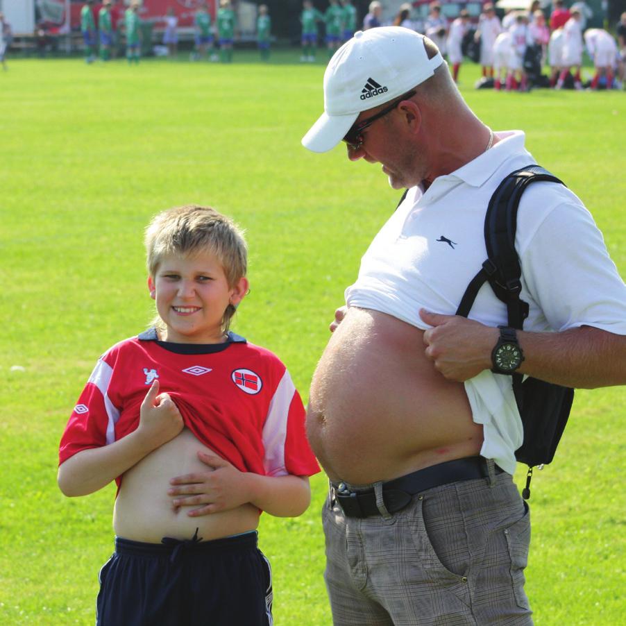 14. DELTAKELSE PÅ CUPER/ TURNERINGER Mål Ved deltakelse i cuper/ turneringer ønsker vi å fremme et godt miljø, tilby annerledes sportslige utfordringer og det sosiale samholdet i lagene.