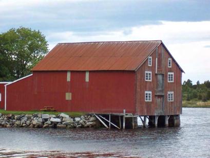 Handel i tidligere tider Fra slutten av 1500-tallet og utover vokste en norsk handelsborgerstand fram i byene i Sør- Norge. Med det vokste det også fram en såkalt byborgerhandel i Nord-Norge.