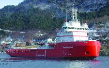 ISBRYTENDE: Det avanserte forsyningsskipet Vladislav Strizhov skal forsyne plattformer ved Novaja Semlja.