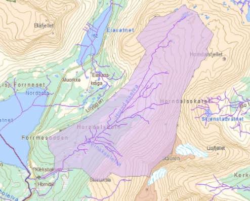 18.1 Flomberegninger Nedbørsfeltet til punkt 18 vises på figur 18.2. Dersom nedbørsfeltet til punkt 18 er bare 9,4 km 2 så vil 200-årsflom beregnes med den rasjonelle formelen. Figur 18.