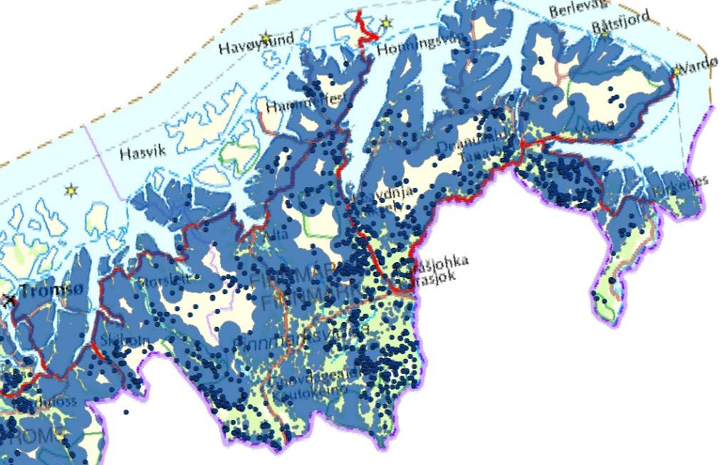 Figur 10. «Risiko»-kart for jervpredasjon på rein i Troms og Finnmark der blå sone indikerer en høyere risiko. De blå punktene er kadaverfunn registrert som drept av jerv i Rovbase.