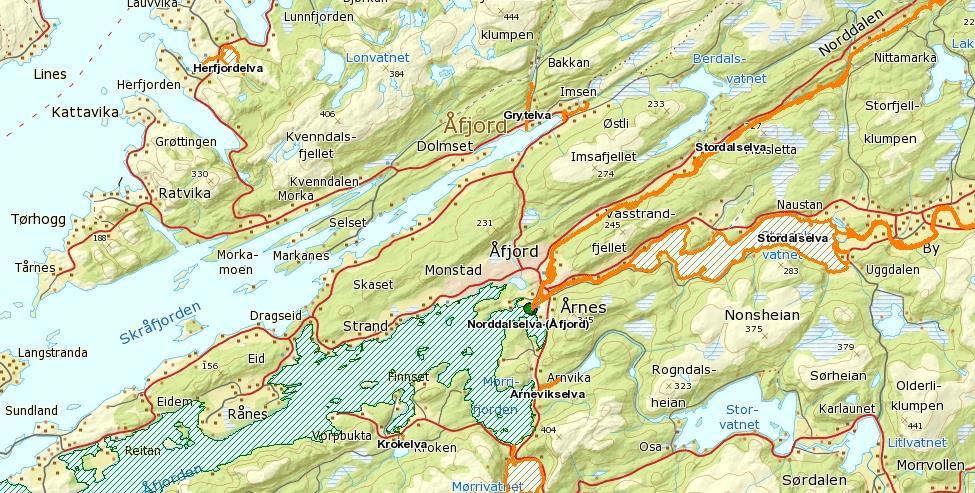 4.2.2.3 Åfjorden Figur 20 viser et kartutsnitt over Åfjorden med de to nasjonale laksevassdragene Stordalselva og Nordalselva. Figur 20: Den nasjonale laksefjorden Åfjorden er markert i grønt.