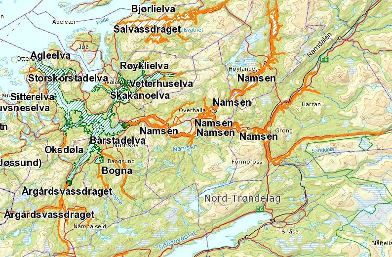 4.2.2.4 Namsfjorden Figur 21 viser et kartutsnitt over Namsfjorden med de to nasjonale laksevassdragene Namsen og Årgårdsvassdraget.