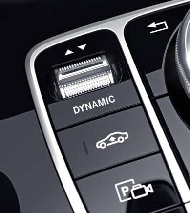 DYNAMIC SELECT. Velg din egen kjørestil Ekstra komfortabel, ekstremt sportslig eller forbruksoptimert? Med DYNAMIC SELECT -bryteren i midtkonsollen kan du variere kjøreopplevelsen etter eget ønske.