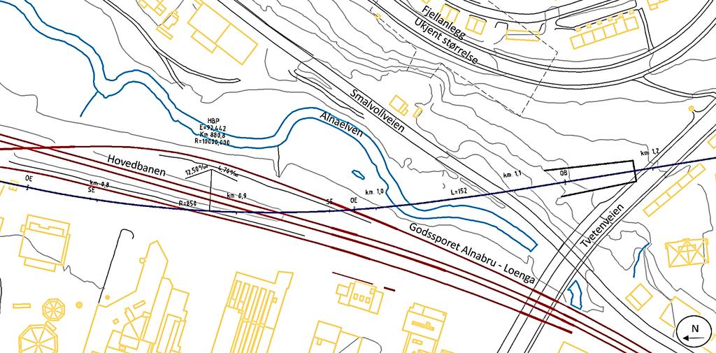 De tilhørende overgangskurvene er 152 m lange. Det er benyttet 1:14 R760 sporveksel, noe som innebærer en hastighet på 80 km/t i avvikende spor.