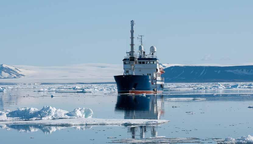 Hovedkartserie Svalbard, Jan Mayen, Bouvetøya Hovedkartserien for polare strøk. Topografi i noen av sjøkartene er hentet fra Norsk Polarinstitutt. Målestokken er vanligvis 1:100 000.