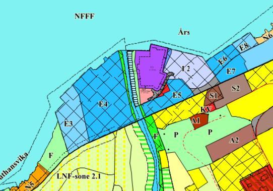 Figur 2. I kommunedelplan Vartdal av 20.04.2006 er anleggsområdet regulert til næringsvirksomhet (erverv, E4, blått felt ned mot sjøen).