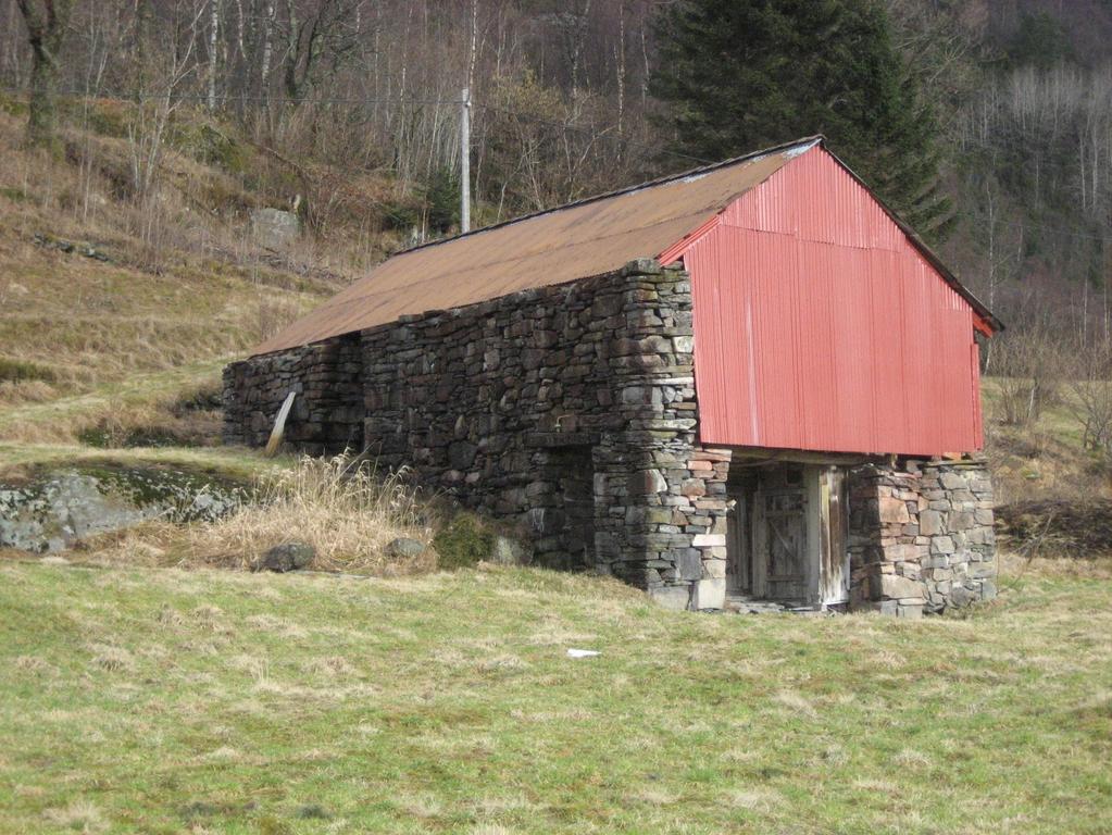 FLOLID STEINVEGG KLIMAVEGG VEST HISTORIE, BYGGESKIKK TØRRMURT VEGG I NATURSTEIN